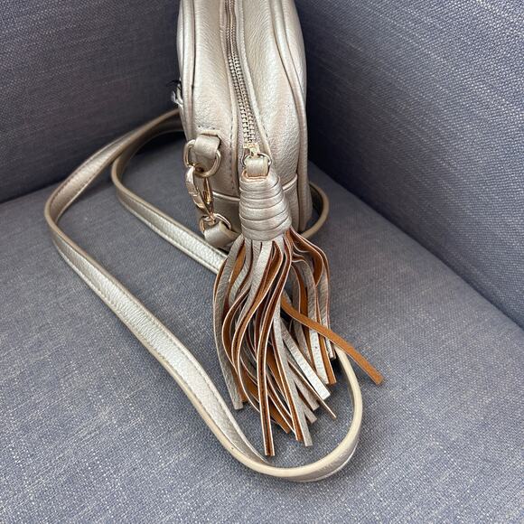 Jules Kae Anthropologie Gold Crossbody With Tassel - Picture 3 of 6